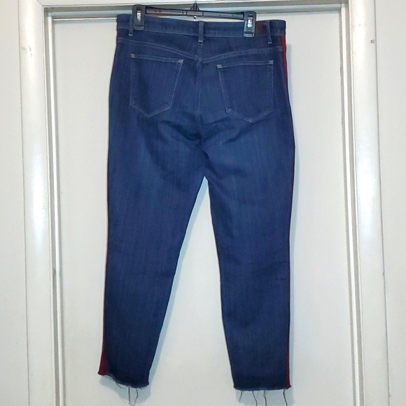 Simply Vera Wang Stretch Dark Wash Side Stripe Ankle Jeans size 12 - Picture 7 of 10